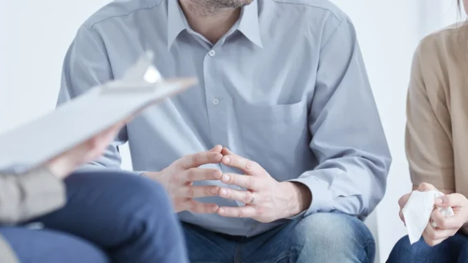 découvrez comment la médiation peut aider à prévenir les conflits en favorisant le dialogue, la compréhension mutuelle et des solutions durables dans les relations professionnelles et personnelles.