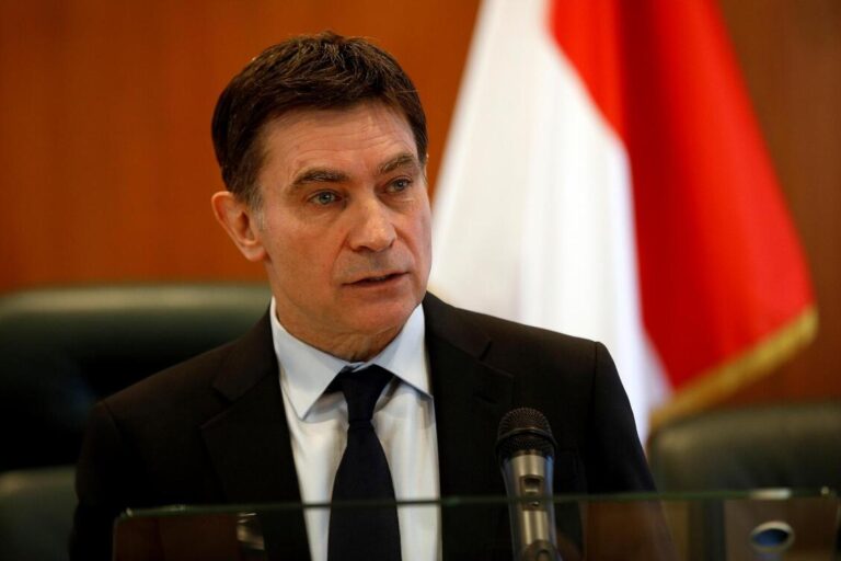 découvrez l'importance d'un recrutement diversifié des magistrats pour une justice plus équitable et représentative de la société.